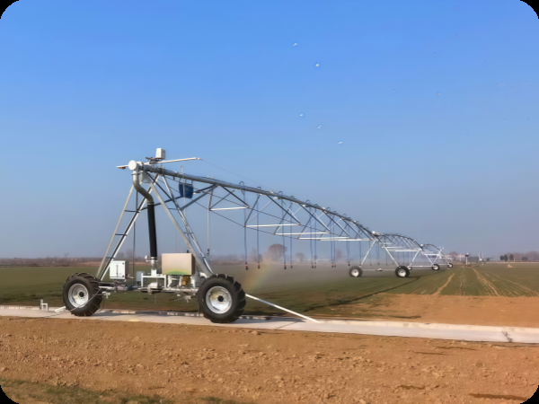 Large Sprinkler Irrigation Machine